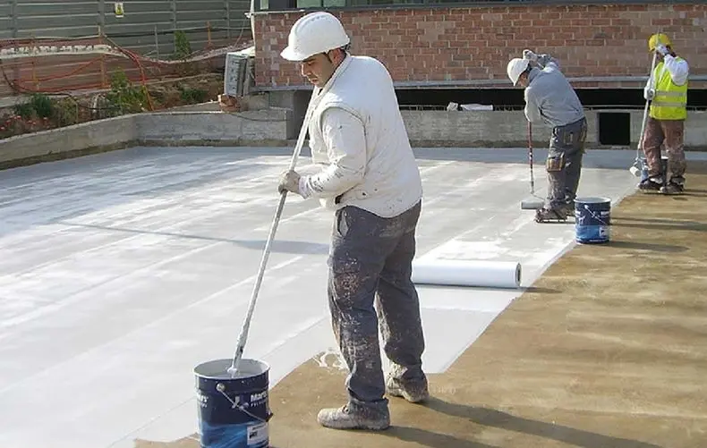 Báo giá dịch vụ chống thấm tường, trần, nhà vệ sinh trọn gói mới nhất 2026 tại Nha Trang (Bảo hành 5 năm)